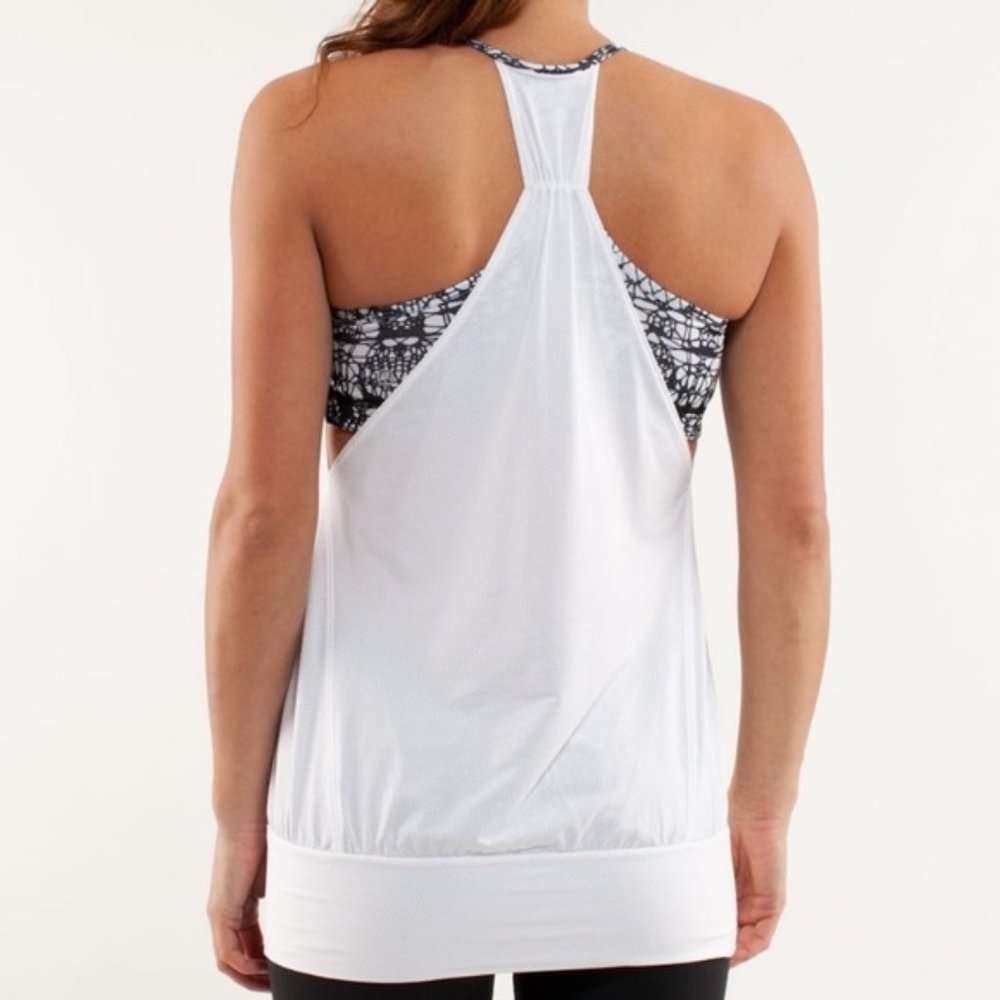 Lululemon No Limits Black and White Tank Top